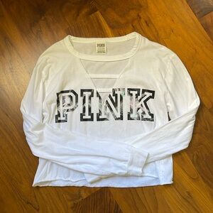 Pink long sleeve crop top